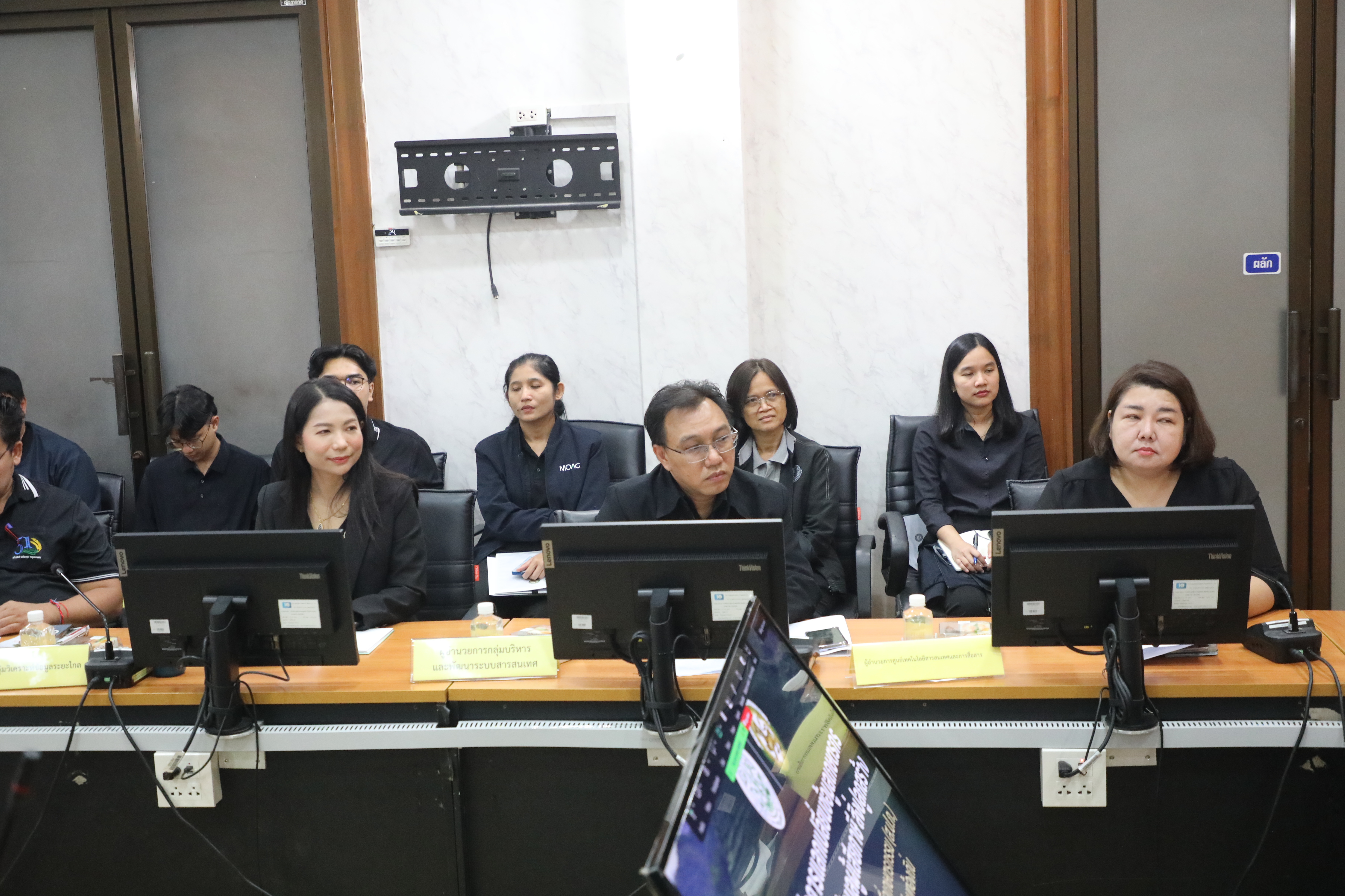 title - ส.ป.ก. ประชุมหารือการแลกเปลี่ยนข้อมูลเกษตรกร รูปแปลงที่ดิน และข้อมูลผู้เสียภาษี สิ่งปลูกสร้าง ระหว่าง สำนักงานการปฏิรูปที่ดินเพื่อเกษตรกรรม กับ กรมส่งเสริมการปกครองท้องถิ่น